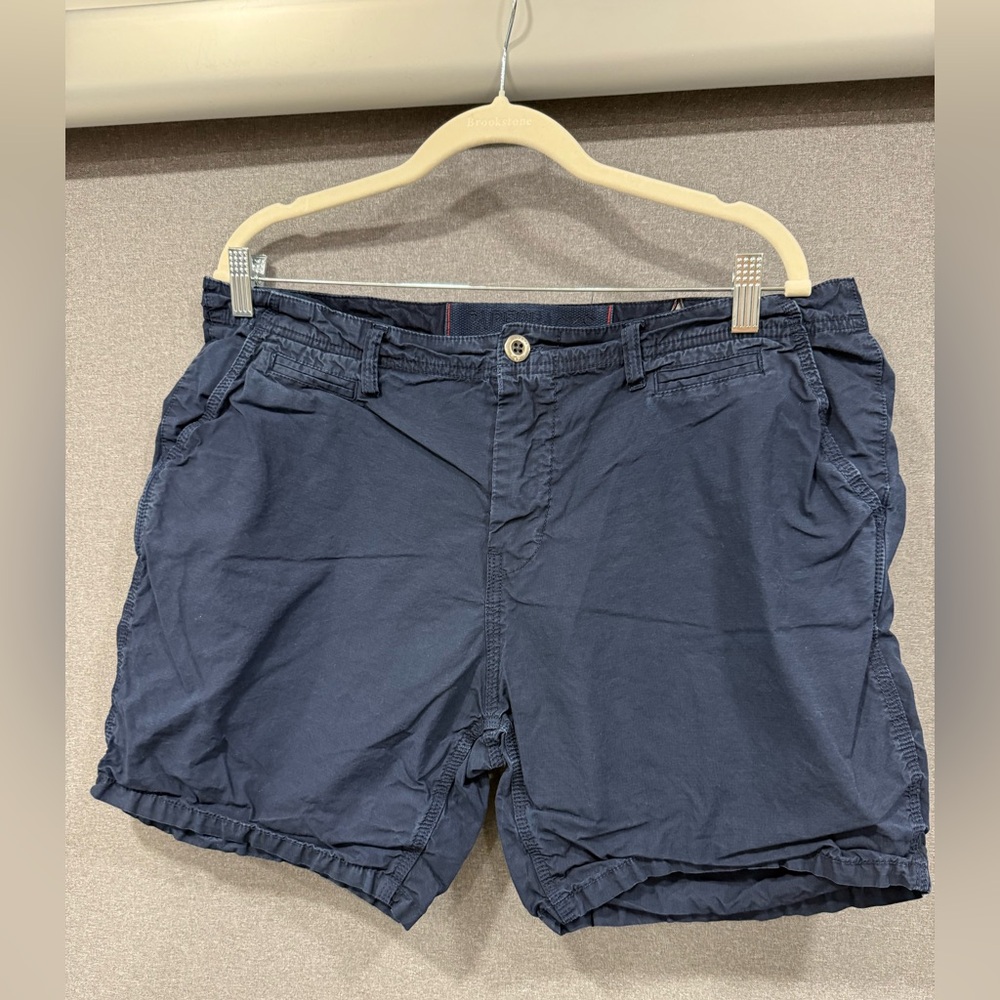 Paperbacks Men’s Navy Blue Cotton Garment Size 38